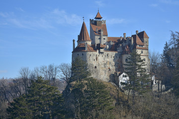 Fototapeta na wymiar Średniowieczny Zamek Bran. Jest znany z mitu Drakuli