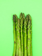 gr&uuml;ner Spargel