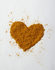 Turmeric powder heart