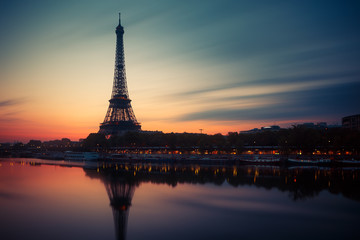 Naklejka na ściany i meble Tour Eiffel Paryż Francja