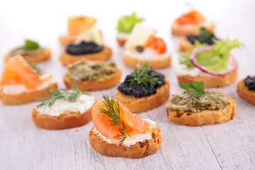 crostini, canape