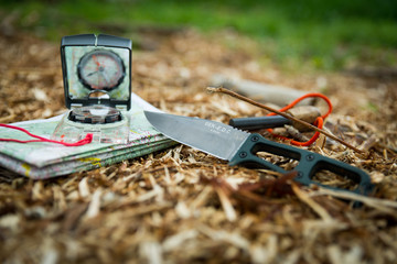 Messer beim Bushcraften