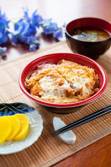 かつ丼