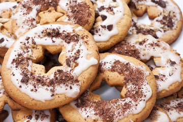 shortbread cookie under glaze