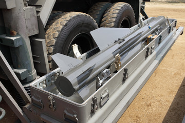 短距離地対空誘導弾