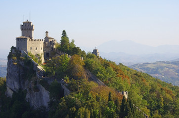 Fototapeta na wymiar Zamek w San Marino