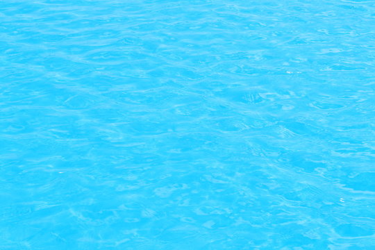 プール　波紋　Pool ripples
