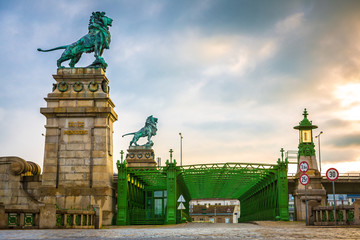 Löwen der Schemerlbrücke, Wien, Österreich