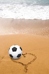 Fußball am Strand