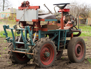 Vintage Tractor, Ready for Seeding.