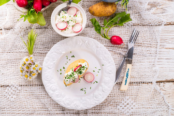New potatoes with spring curd