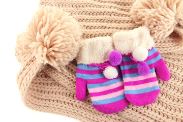 Striped mittens with scarf close up