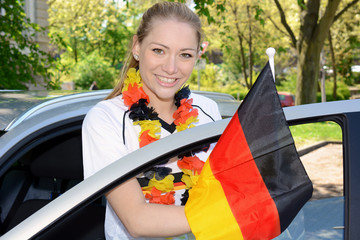 Fußball-Fan mit Deutschland-Flagge für Auto