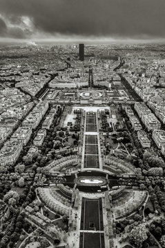 Fototapeta Le Champ de Mars en Noir et Blanc