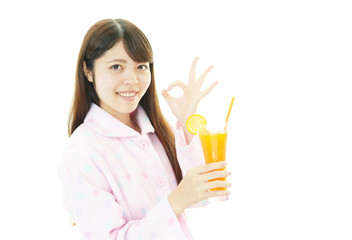 リラックスした女性