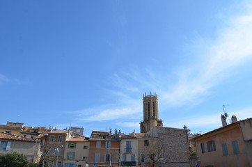 Fototapeta na wymiar Aix en Provence et sa cathédrale