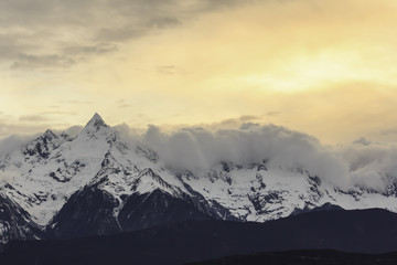 Fototapeta na wymiar Evening time of Meili Xueshan, Meili Jokul, Snow mountain, Yunna