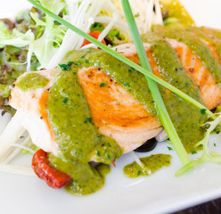 Grill salmon