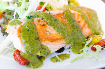 Grill salmon