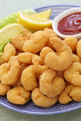 popcorn shrimp with ketchup sauce