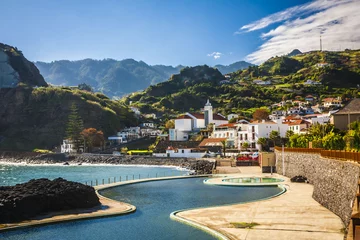 Badezimmer Foto Rückwand Insel Landschaft mit dem Meer auf der Insel Maderia, vom Dorf Faial