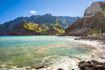 Fototapeta premium landscape with the ocean on Maderia island, from Faial village