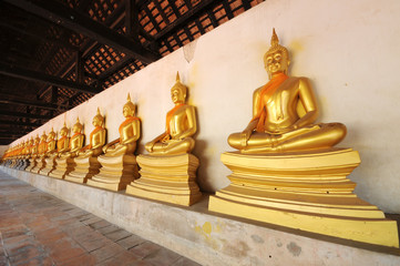 group of buddha statue ,Wat Phutthaisawan , Ayutthaya ,Thailand