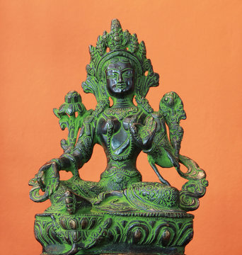 Statue de la d&eacute;esse Tara - Femme bodhisattva