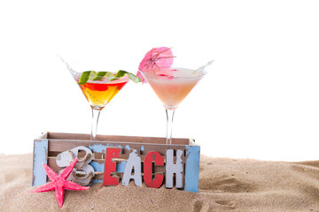 Molecular mixology - cocktail in the beach box