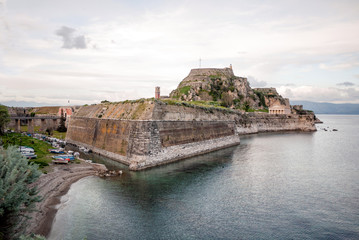 Fototapeta na wymiar the old fort in the city of Corfu