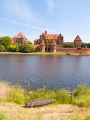 Naklejka na ściany i meble Średniowieczny zamek w Malborku