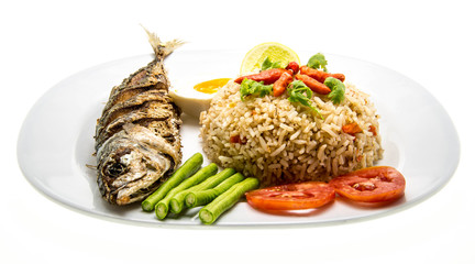 fried mackerel and rice-thai cuisine-namprik pla tu