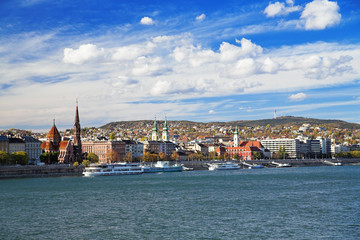 Fototapeta premium View of Buda from Danube river in Budapest, Hungary