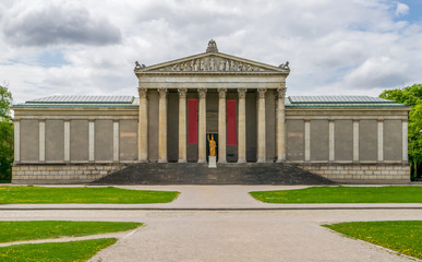 Fototapeta premium State Collections of Antiques Building in Munich