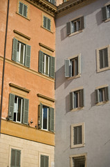 Fototapeta na wymiar Romaines fasady, Rzym, Italie