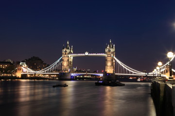 Die Tower Bridge von London