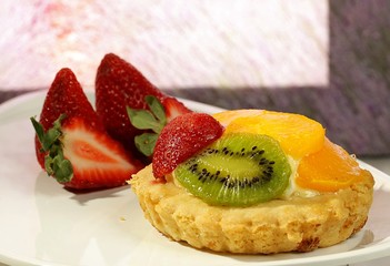 tart with fruit and cream