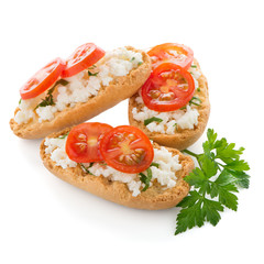 Bread with cottage