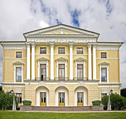 Fototapeta na wymiar Palace architecture
