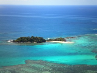 Fototapeta na wymiar Paradise Deserted Island Fiji