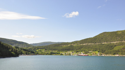 Laerdalsfjord, Laerdal, Kaupanger, Bucht, Sommer, Norwegen