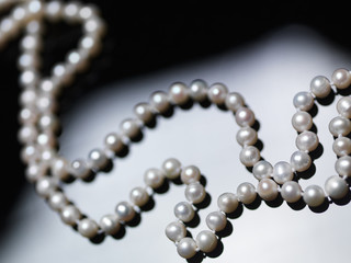 Pearl necklace clsoeup
