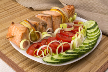 Salmon with vegetables