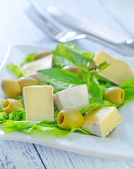 salad with camembert