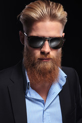 Obraz premium portrait of a bearded business man