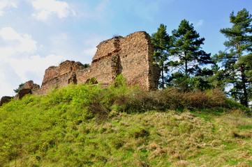 Fototapeta na wymiar photo of Vrskamyk old castle ruins