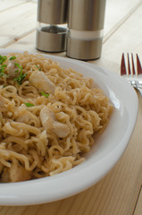 Chinese noodles with chicken