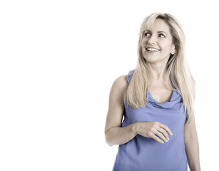 Fototapeta premium Witzige senior Managerin sommerlich gekleidet