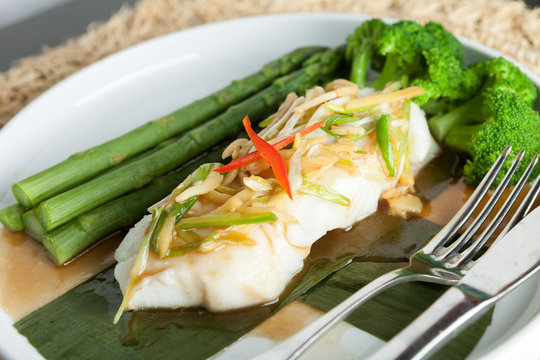 Thai Sea Bass with Asparagus