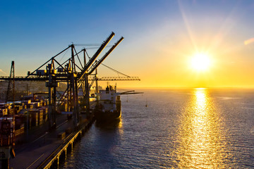 Fototapeta na wymiar Morning view at Lisbon shipyard
